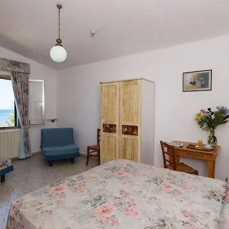 Hotel Ambra 3*