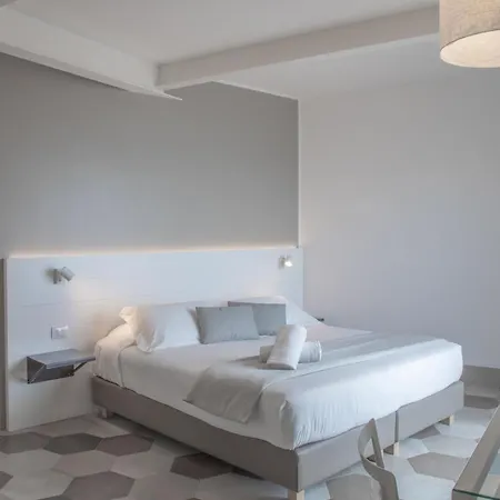 Hotel Ambra 3*